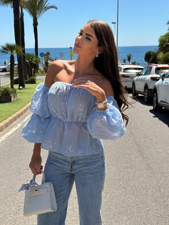 Bluzka Alira hiszpanka z wiskozy niebieska 