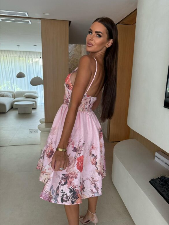 Sukienka Emilia mini pudrowa