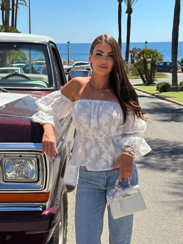 Bluzka Alira hiszpanka z wiskozy biała