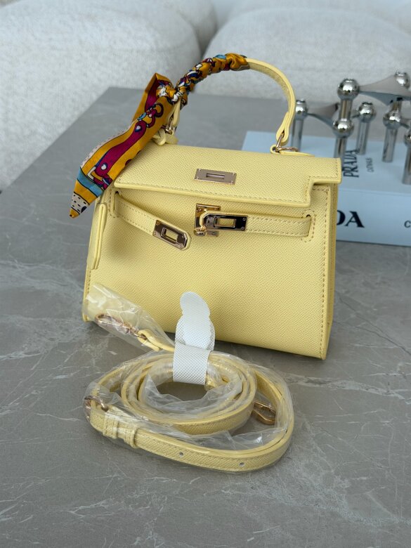 Torebka Nerina mini z apaszką butter yellow