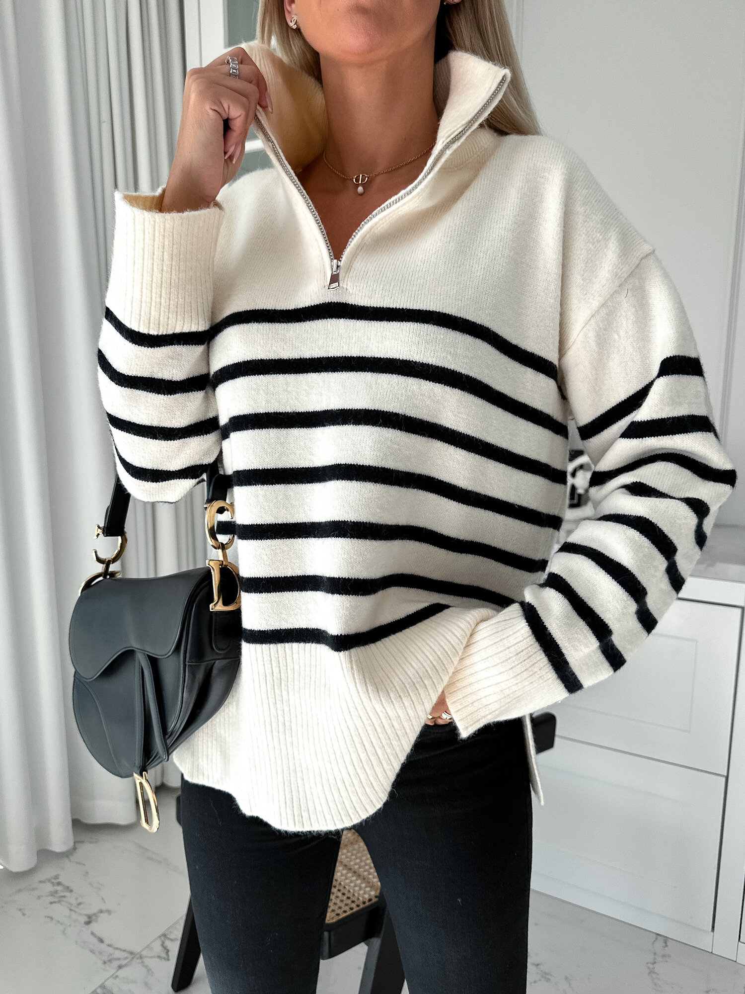 Sweter Issey ecru-czarny