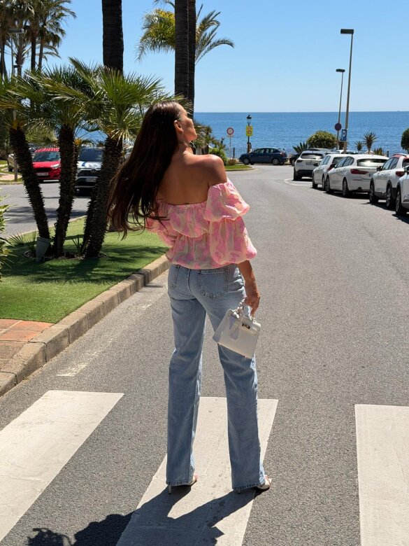 Bluzka Alira hiszpanka z wiskozy ecru-pudrowa