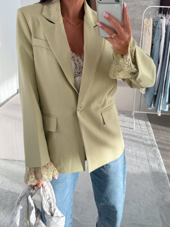 Blazer Hawaii with lace pistachio