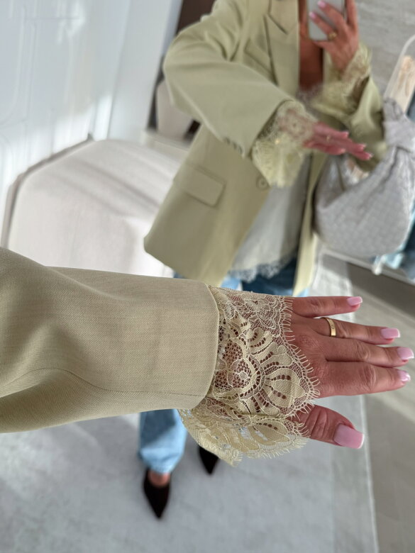 Blazer Hawaii with lace pistachio