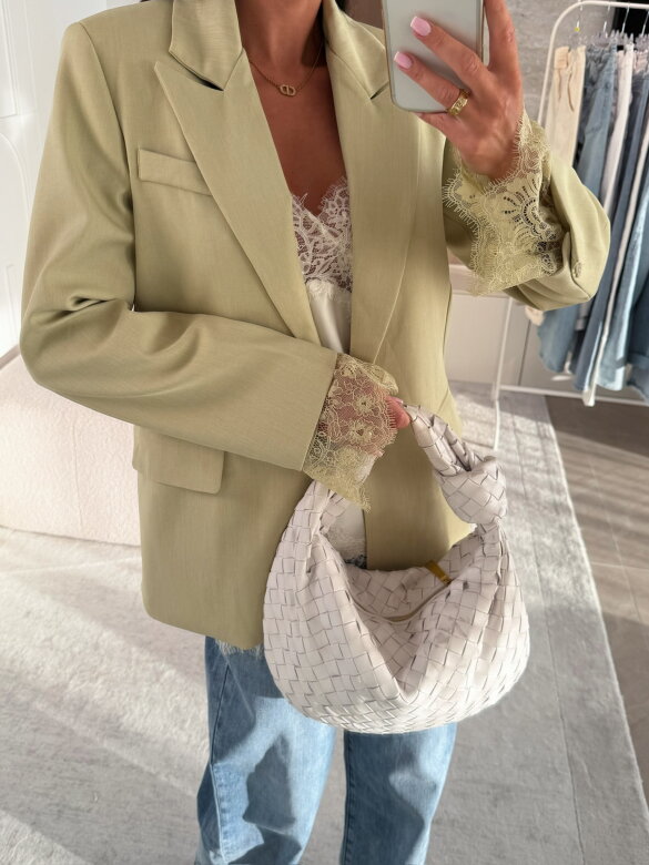 Blazer Hawaii with lace pistachio