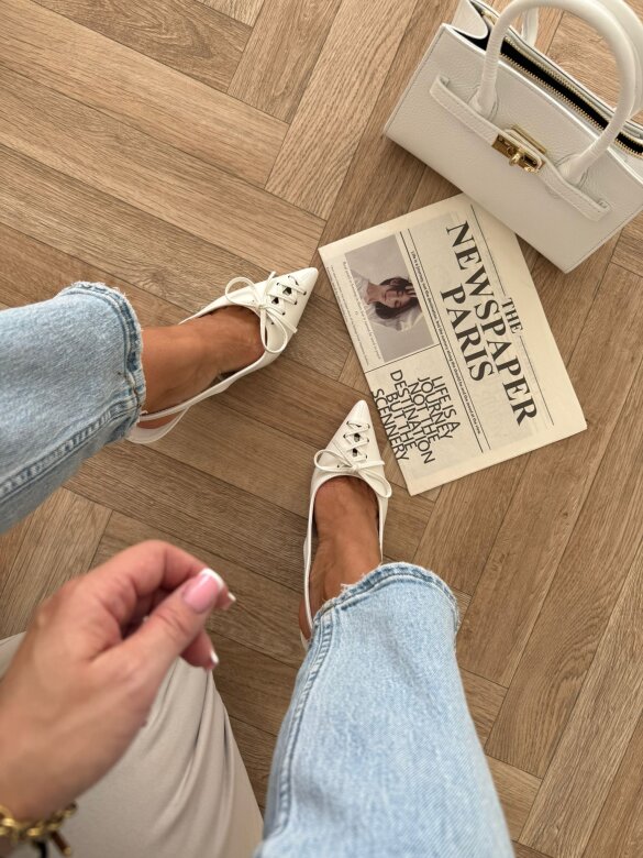 Szpilki Cansas białe