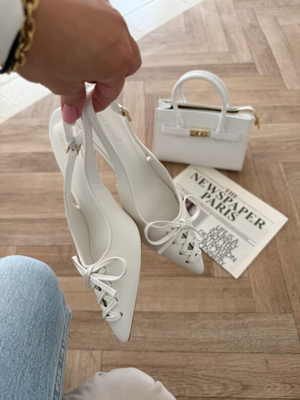 Szpilki Cansas białe