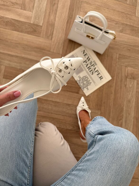 Szpilki Cansas białe