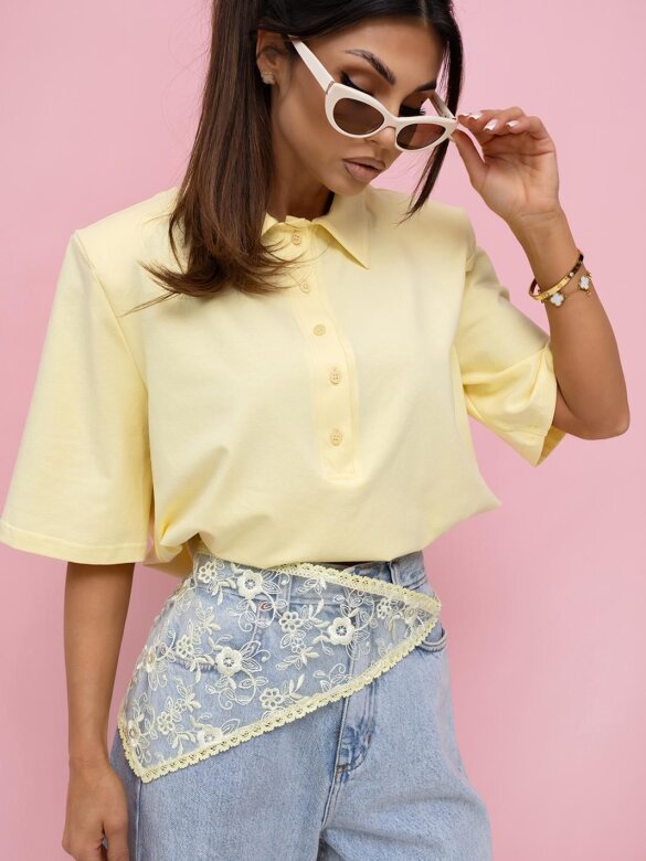 T-shirt Lossa with collar butter yellow