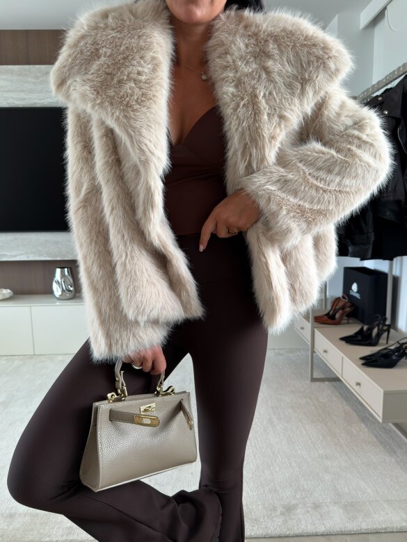 Fur Warmer beige