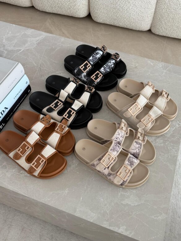 Klapki Royal Slide jasnobeżowe