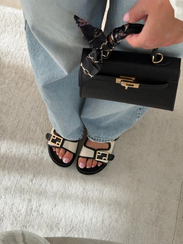 Klapki Royal Slide czarno-beżowe