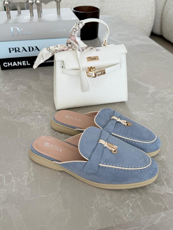 Klapki Vouge zamszowe błękitne