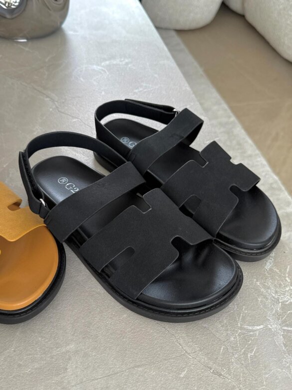 Sandały Caterino czarne 