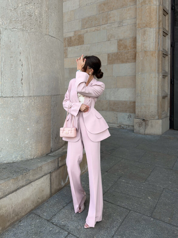 Spodnie Nicoletta pudrowe