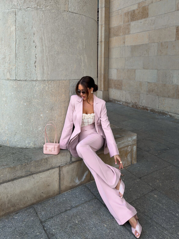 Spodnie Nicoletta pudrowe