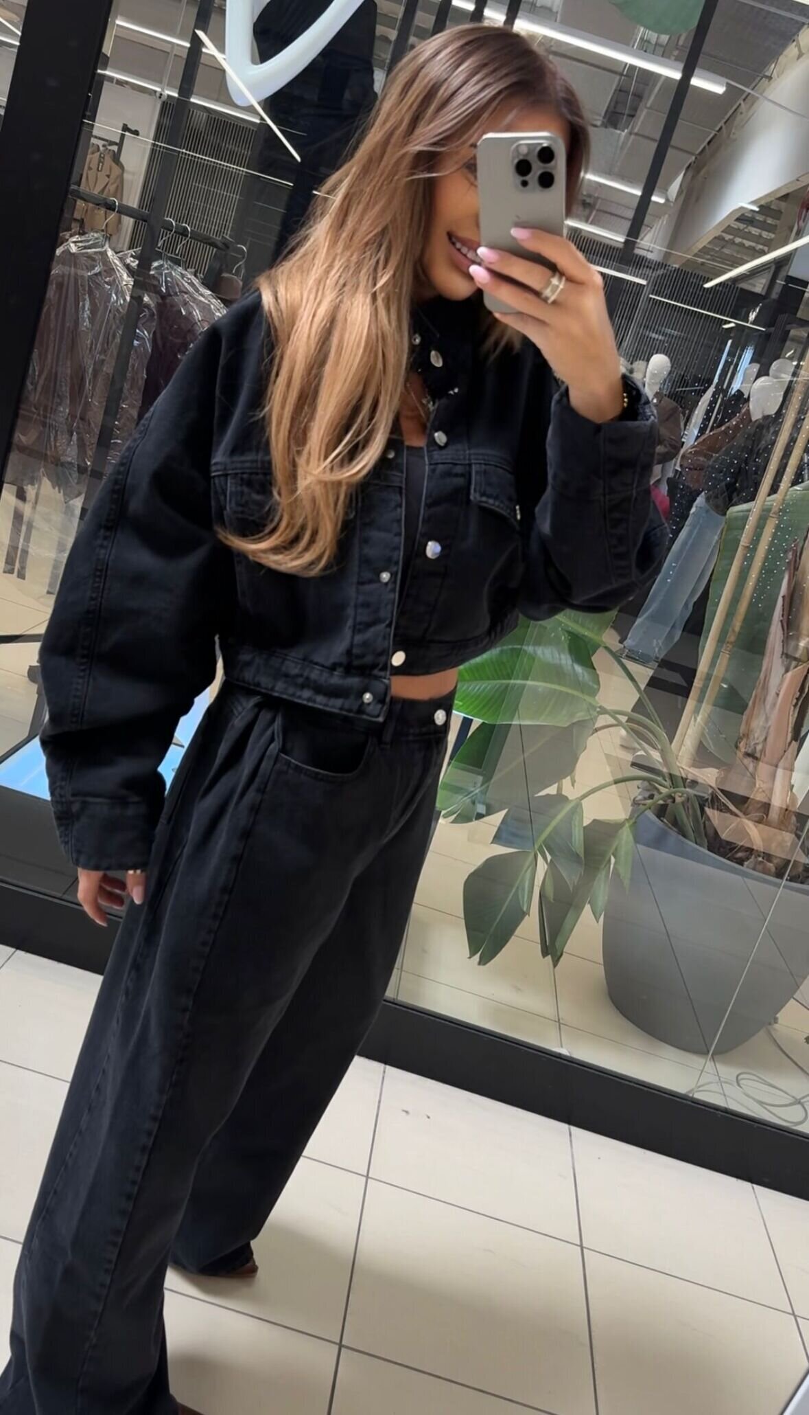 Katana Naomi short jeans czarna