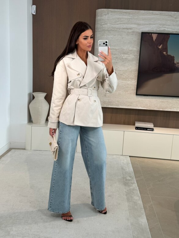 Trencz Pavero short ecru