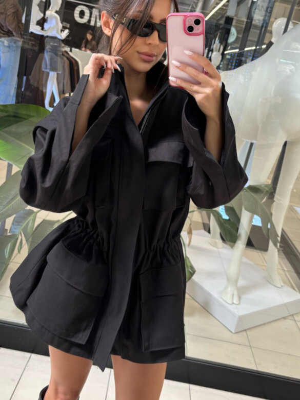 Kurtka Madeli czarna