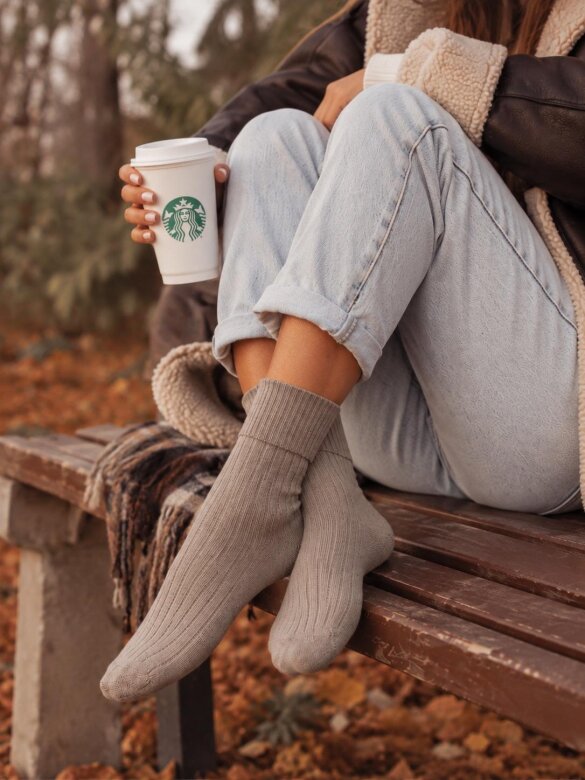 Socks Snowdrift with merino wool 79% mocca 
