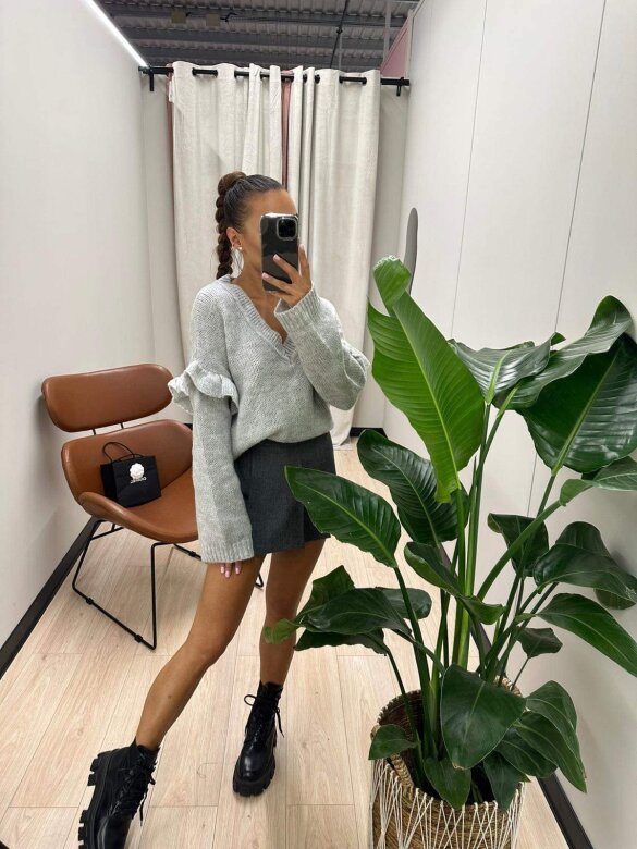 Sweter Furbelow szary