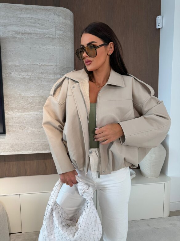 Bomberka Betulla jasnobeżowa