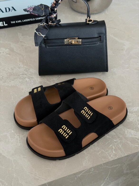 Klapki Leonardo czarne