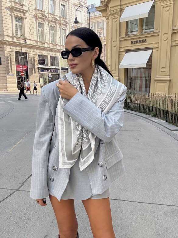 Marynarka Sindela w paski szara