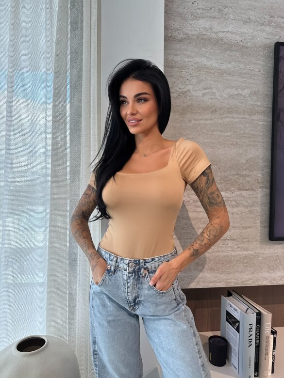 Body Baraella beżowe