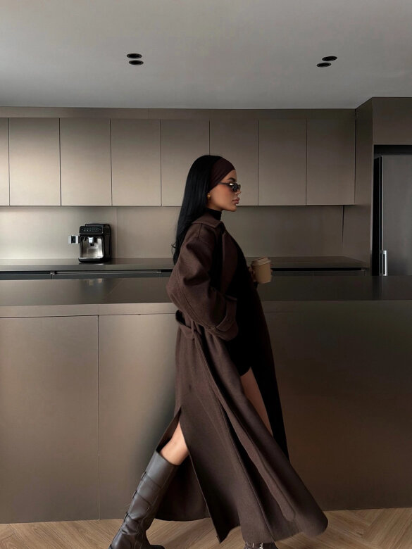 Coat Raven chocolate