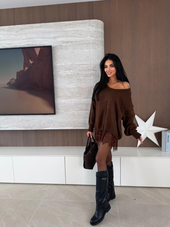 Sweter Lunvero z koronką czekoladowy 