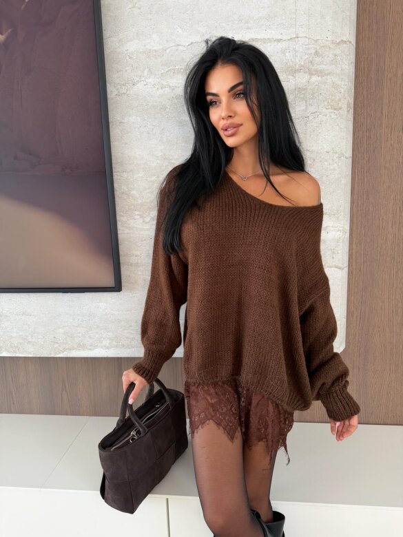 Sweter Lunvero z koronką czekoladowy 