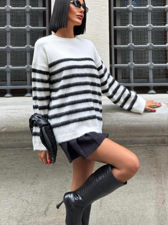 Sweter Palmero w paski biało-czarny