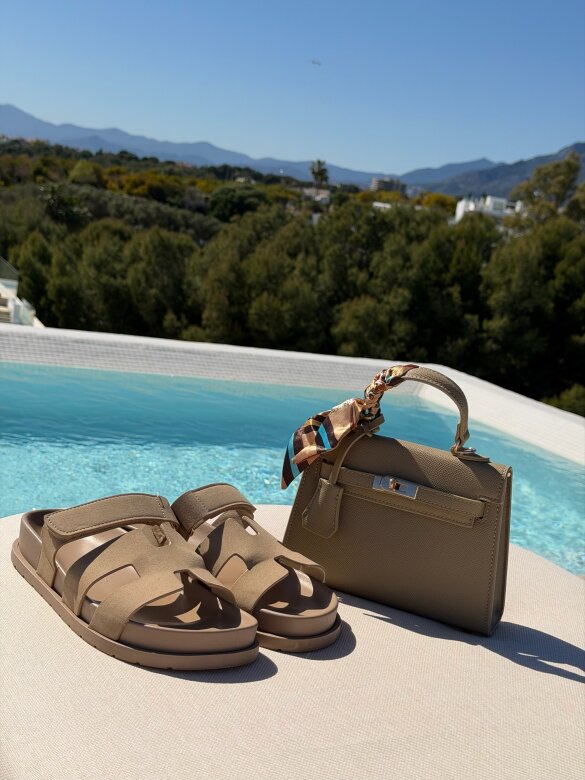 Klapki Hot Summer zamszowe beżowe 