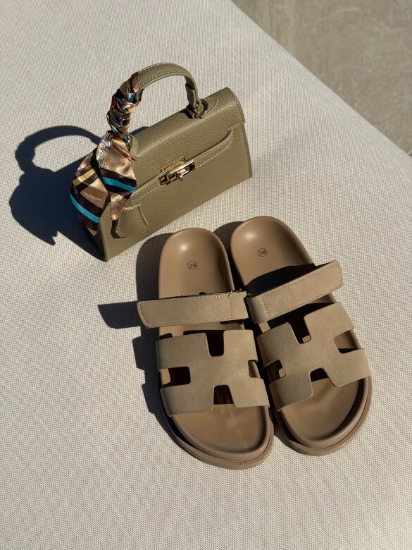 Klapki Hot Summer zamszowe beżowe 