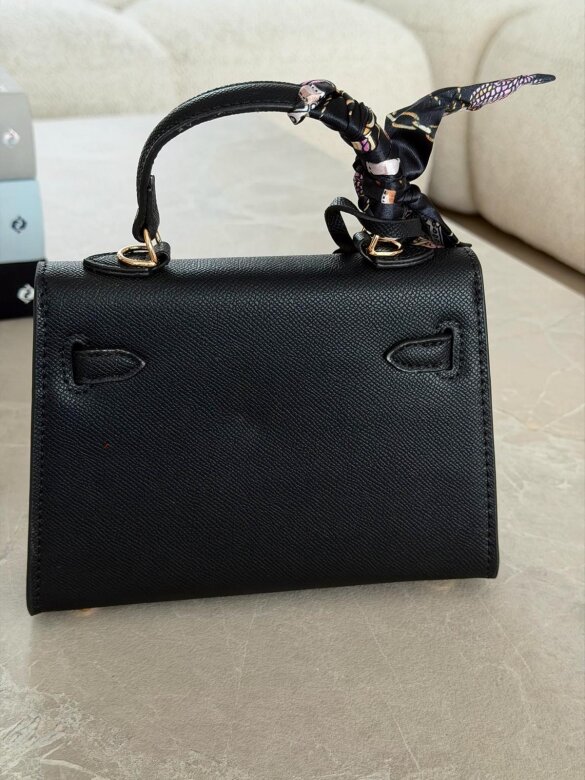 Torebka Nerina mini z apaszką czarna