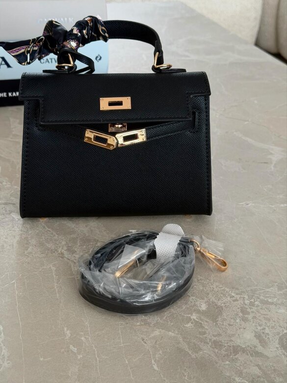 Torebka Nerina mini z apaszką czarna