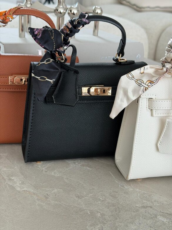 Torebka Nerina mini z apaszką czarna