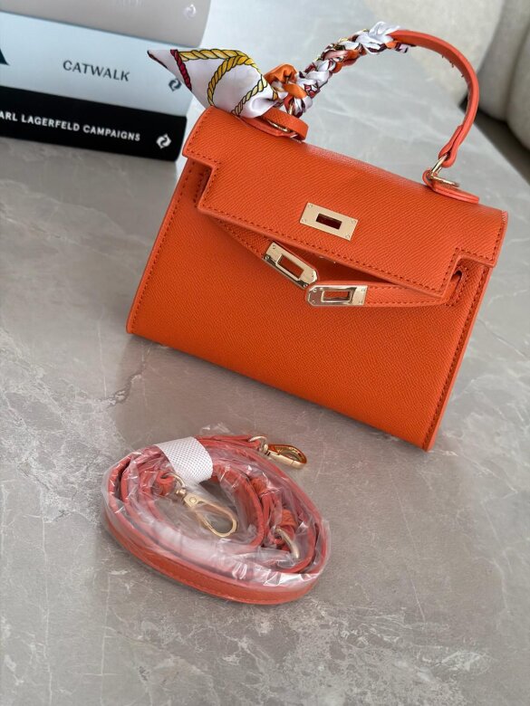 Torebka Nerina mini z apaszką pomarańczowa