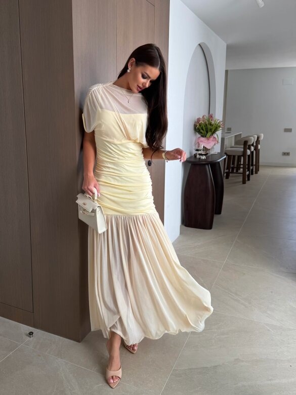 Sukienka Amarosa maxi tiulowa butter yellow