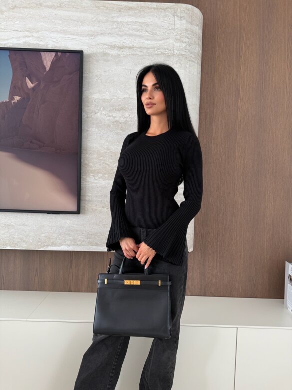 Sweter Raffine prążkowany czarny