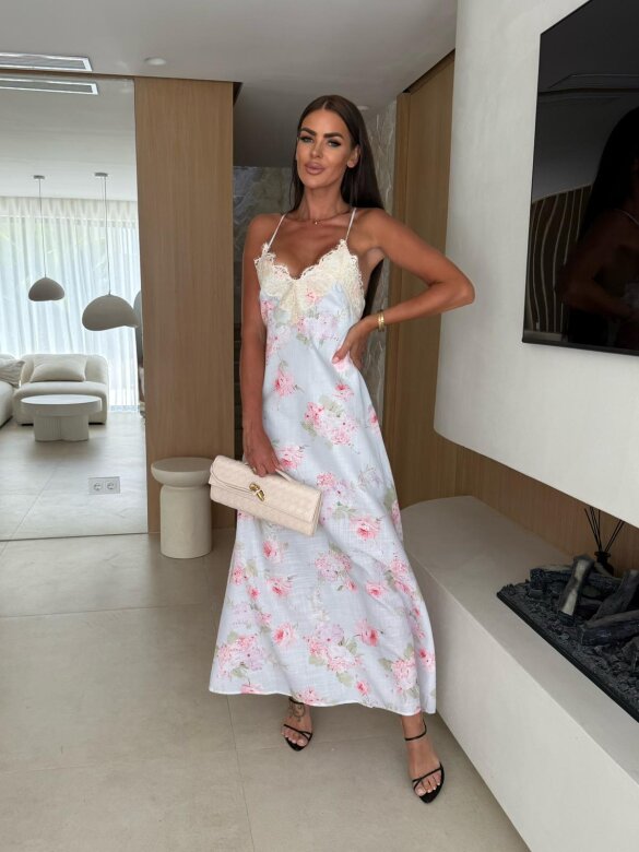 Sukienka Grateful maxi w kwiaty jasnoniebieska