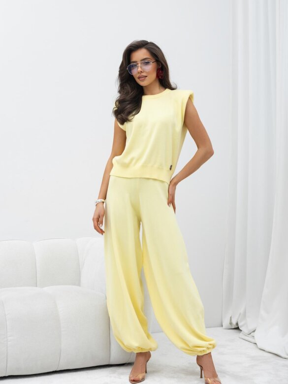 Bluzka Romania sweterkowa butter yellow
