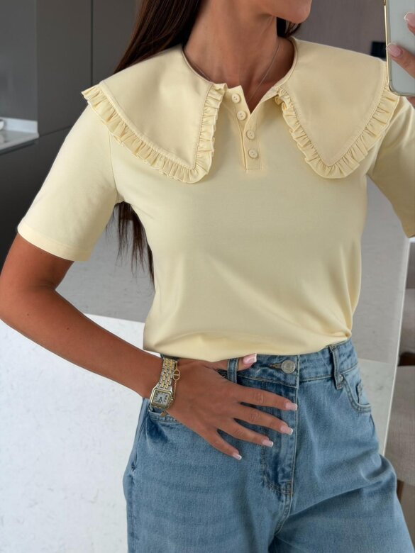 T-shirt Aviro with viscose butter yellow
