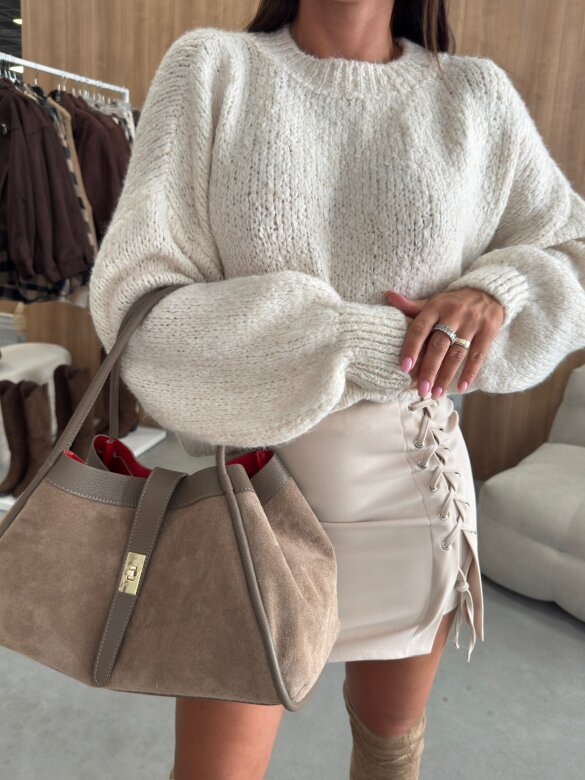 Sweater Ally with a wool ecru 