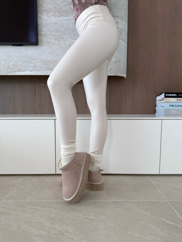 Legginsy Vaganze jasnobeżowe