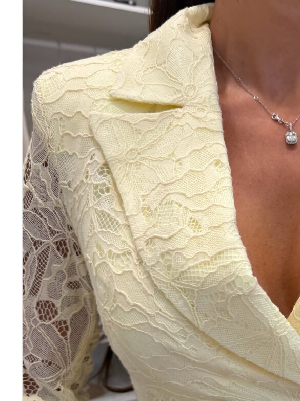 Dress Milan Muse with viscose butter yellow 